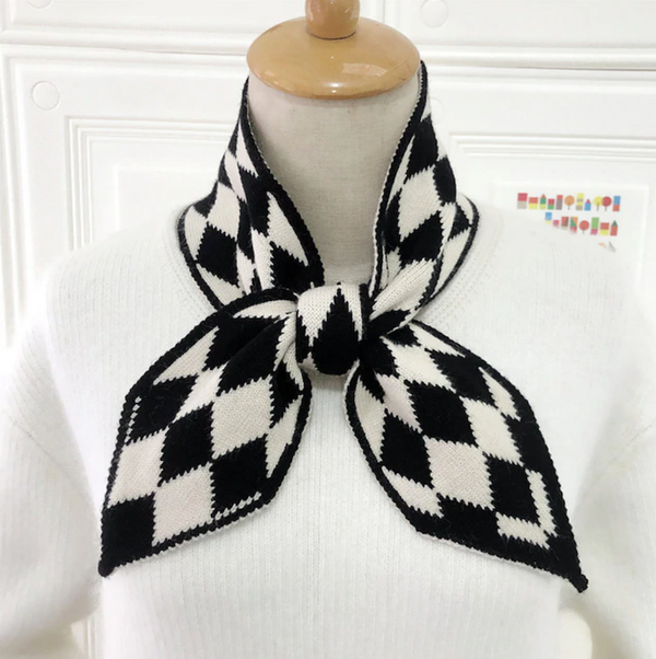 Black & White Knit Neck scarf