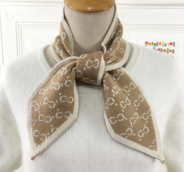 Camel Logo Knit Scarf