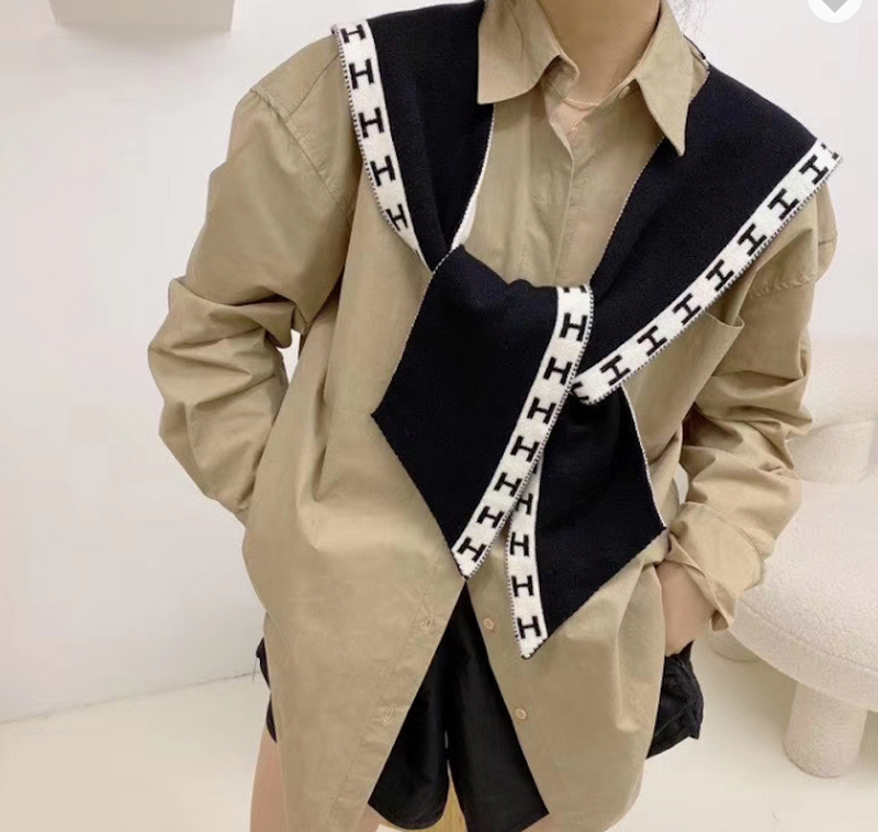 Classic Knit "H" Shoulder Scarf